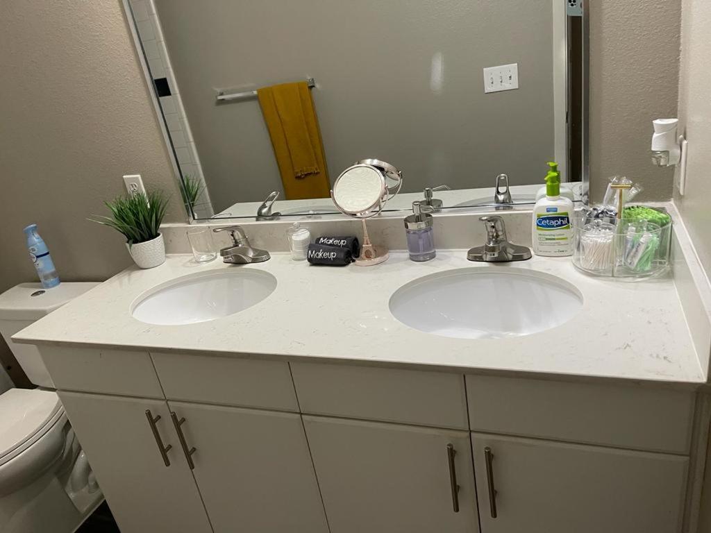 Charming 1,100 Sq Ft Apartment Near To The Shops At Legacy Plano Exterior foto