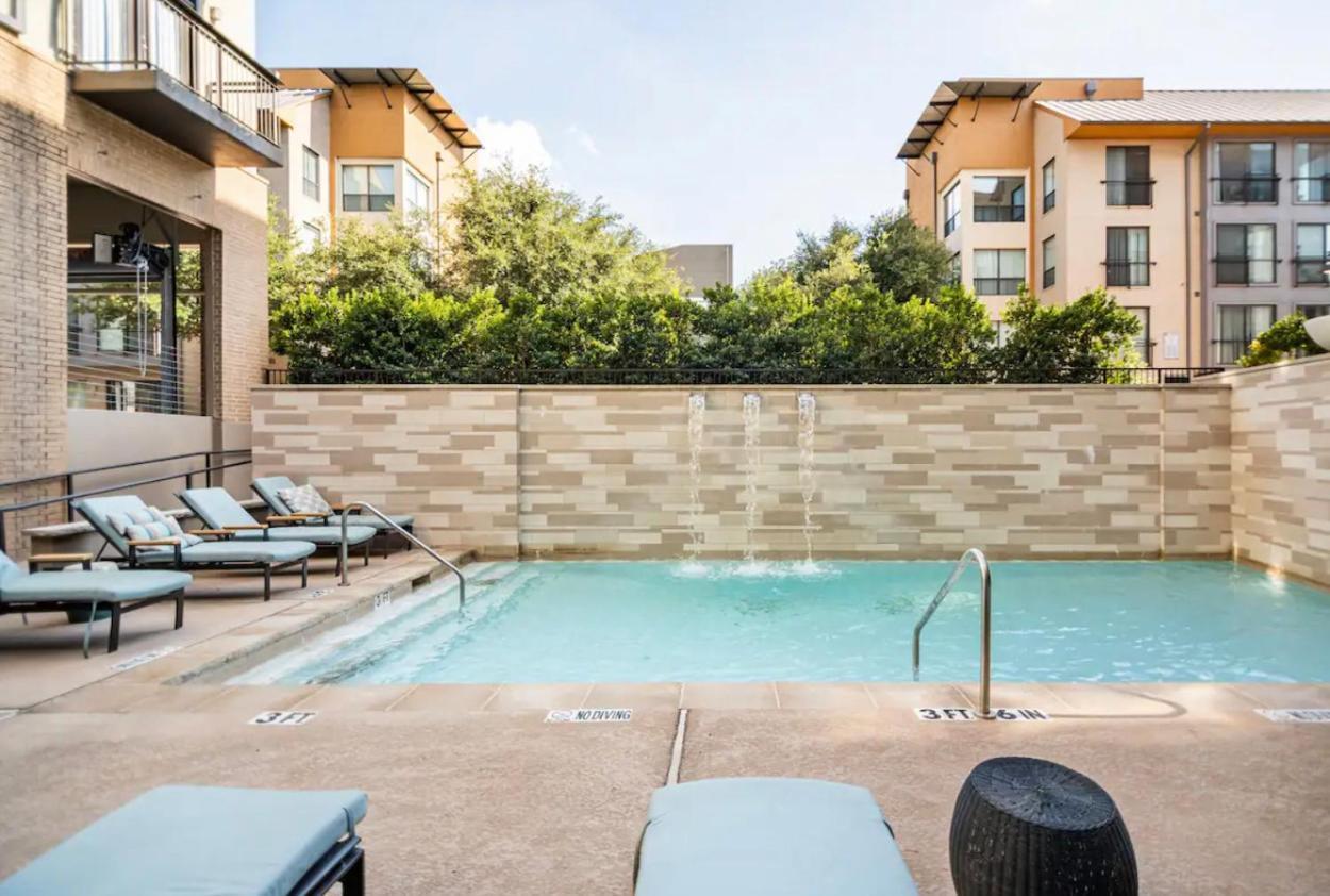 Charming 1,100 Sq Ft Apartment Near To The Shops At Legacy Plano Exterior foto